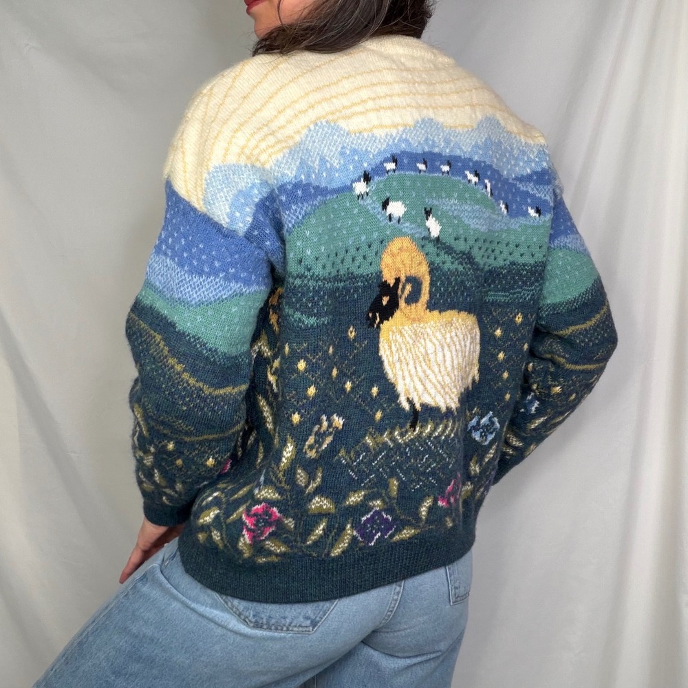 Vintage Wool Sheep Sweater Simply Splendid Pastoral Landscape Dog Scenic Scene M - Picture 11 of 12